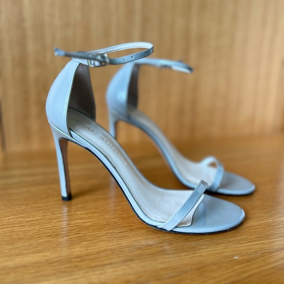 Stuart Weitzman. Size 37 heels - Picture 3 of 6